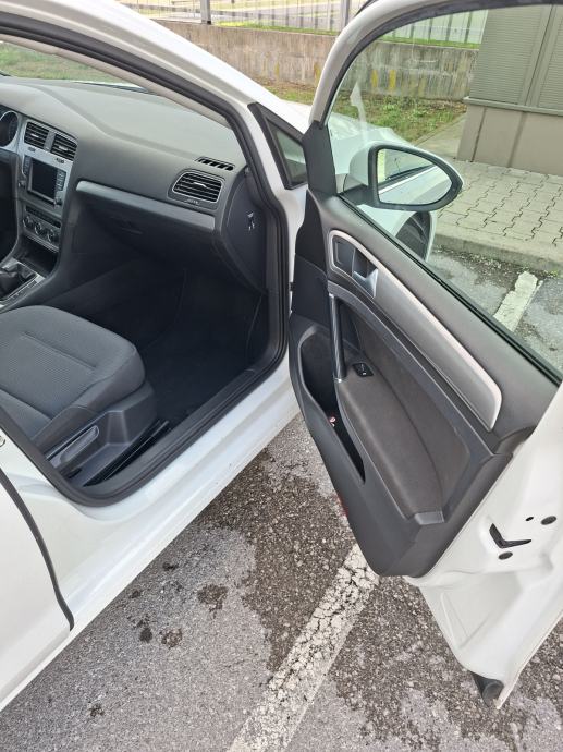 VW Golf 7 , 1.6 tdi, 2017 g. reg. 9/2027, fotografija 13