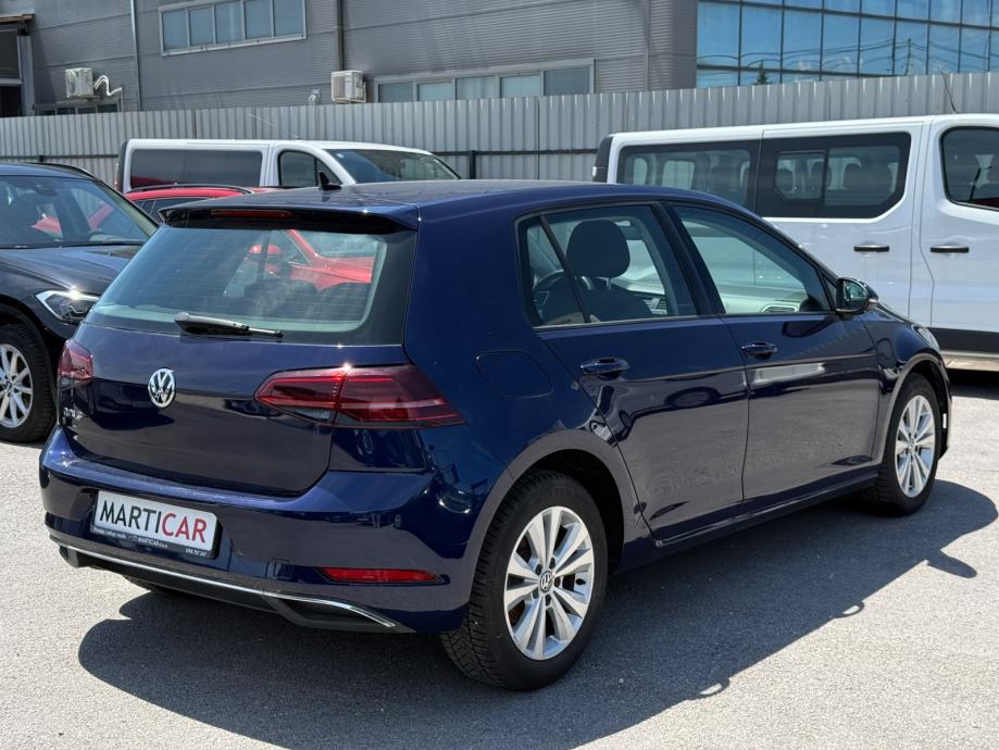 VW Golf 7 1,6 TDI 7.5 2019 GOD COMFORT LINE HR VOZILO U PDV-u SERVISNA, fotografija 3