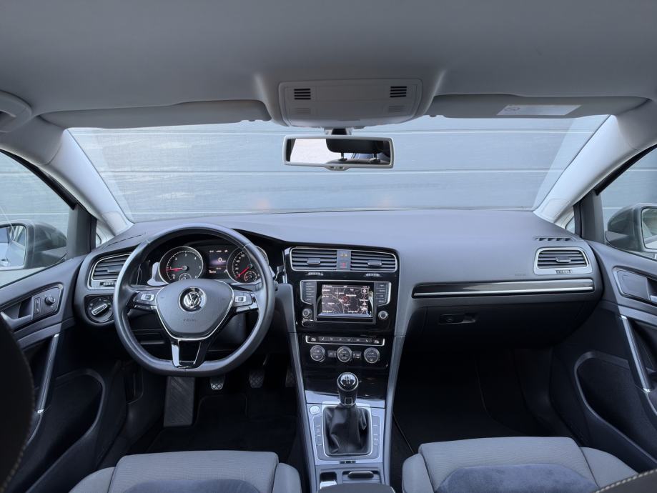 VW Golf 7 1,6 TDI BMT Highline, fotografija 11