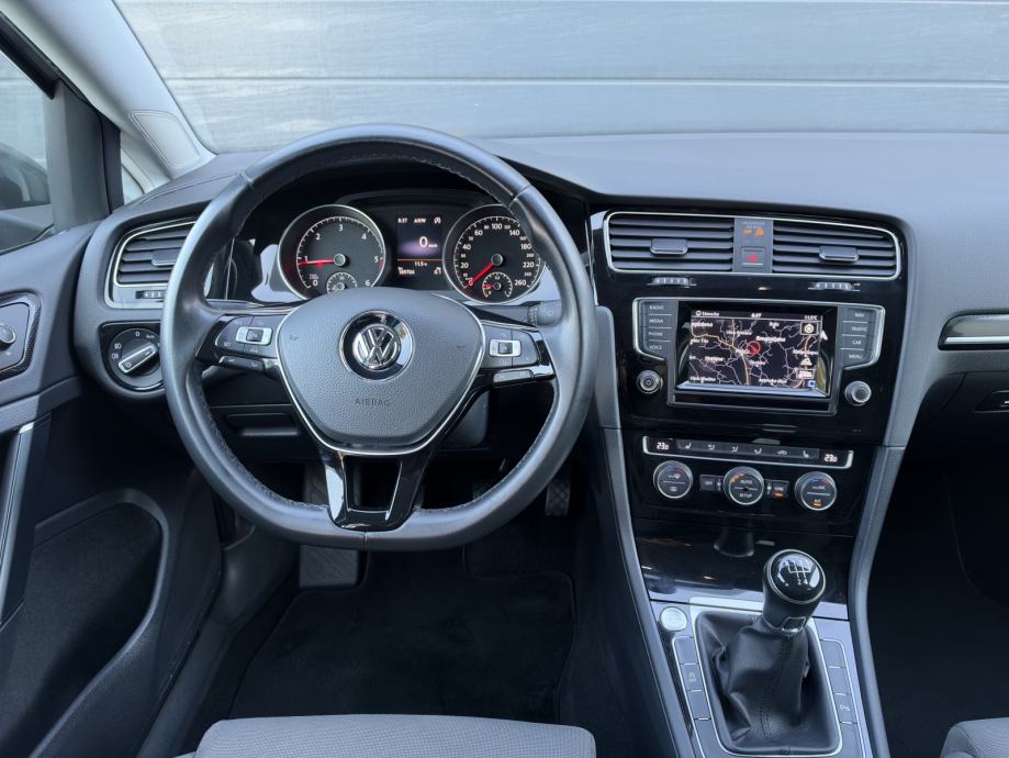 VW Golf 7 1,6 TDI BMT Highline, fotografija 12