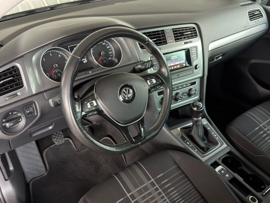 VW Golf 7 1,6 TDI BMT LOUNGE ALU WEBASTO PDC EL. PAKET GARANCIJA, fotografija 10
