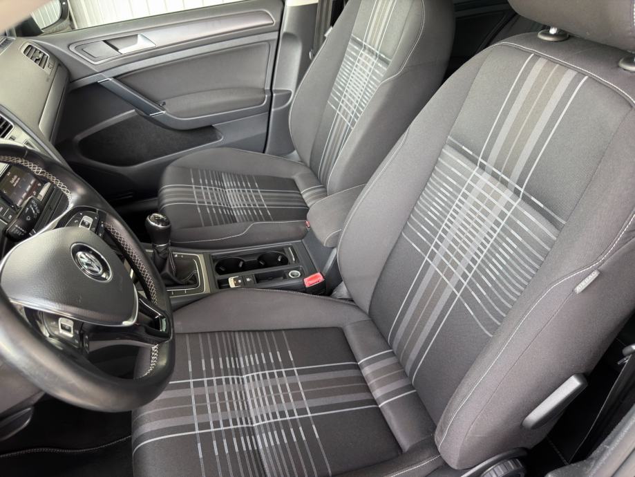 VW Golf 7 1,6 TDI BMT LOUNGE ALU WEBASTO PDC EL. PAKET GARANCIJA, fotografija 9