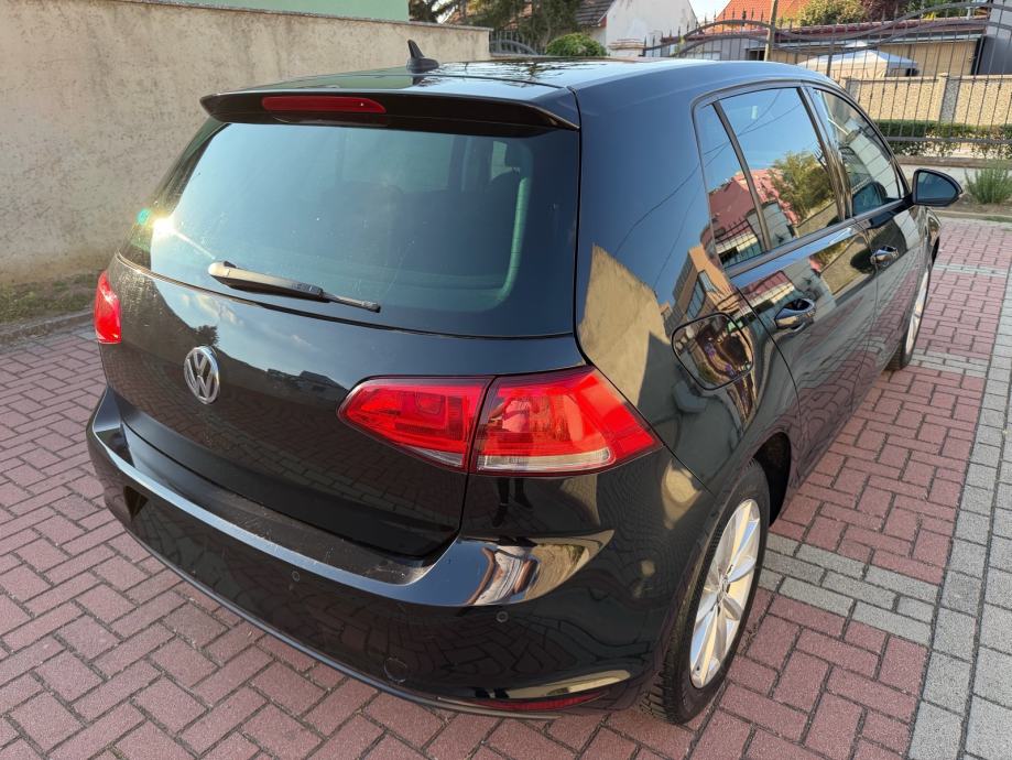 VW Golf 7 1,6 TDI BMT-LOUNGE-WEBASTO-PARK.SENZ, fotografija 4