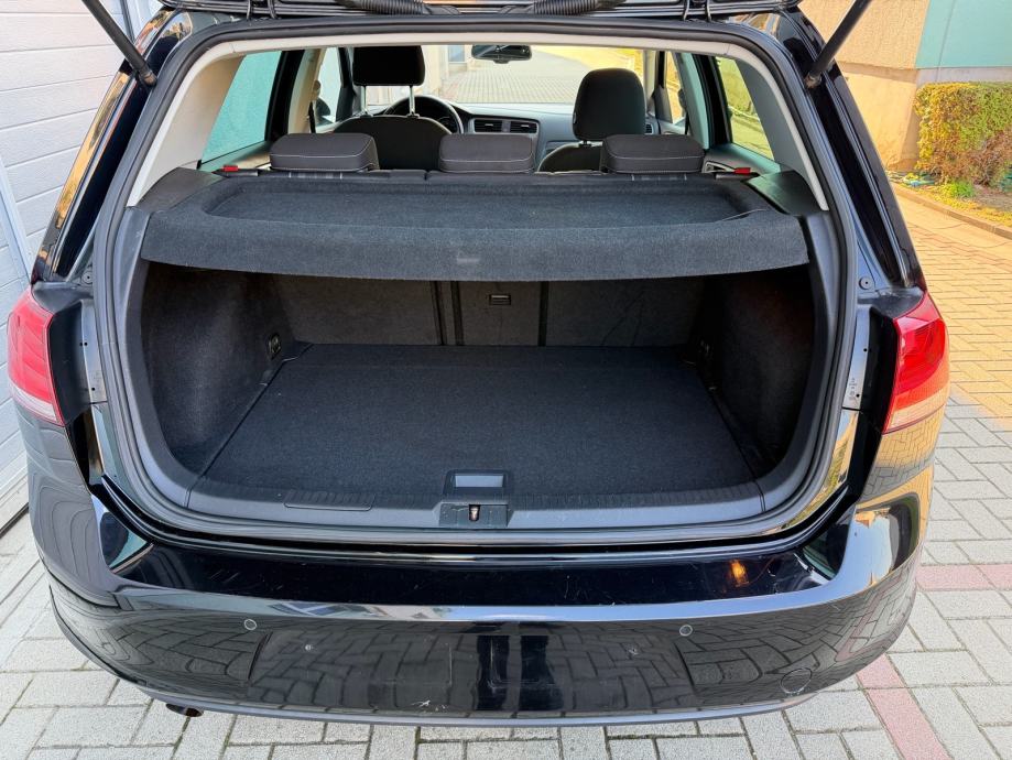 VW Golf 7 1,6 TDI BMT-LOUNGE-WEBASTO-PARK.SENZ, fotografija 9