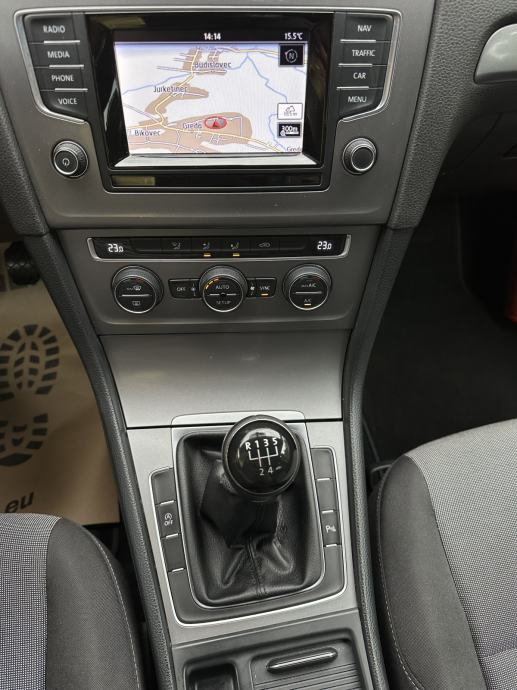 VW Golf 7 1,6 TDI BMT * NAVI * GARANCIJA *, fotografija 14