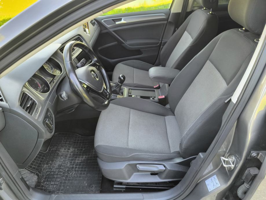 VW Golf 7 1,6 TDI BMT registriran 5/2027, fotografija 4
