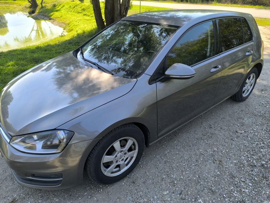 VW Golf 7 1,6 TDI BMT registriran 5/2027, fotografija 3
