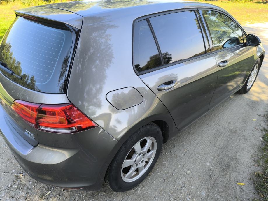 VW Golf 7 1,6 TDI BMT registriran 5/2027, fotografija 14