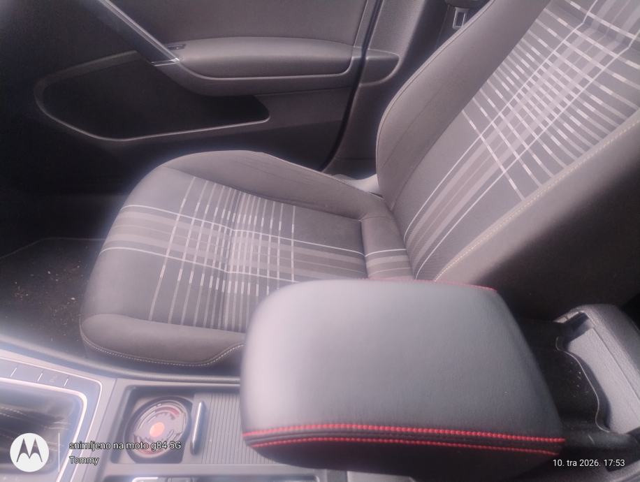 VW Golf 7 1,6 TDI BMT, fotografija 6