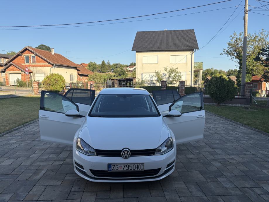 VW GOLF VII 1.6 TDI BMT, HR vozilo, reg. 11/2027, fotografija 13