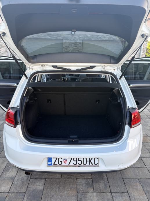VW GOLF VII 1.6 TDI BMT, HR vozilo, reg. 11/2027, fotografija 14