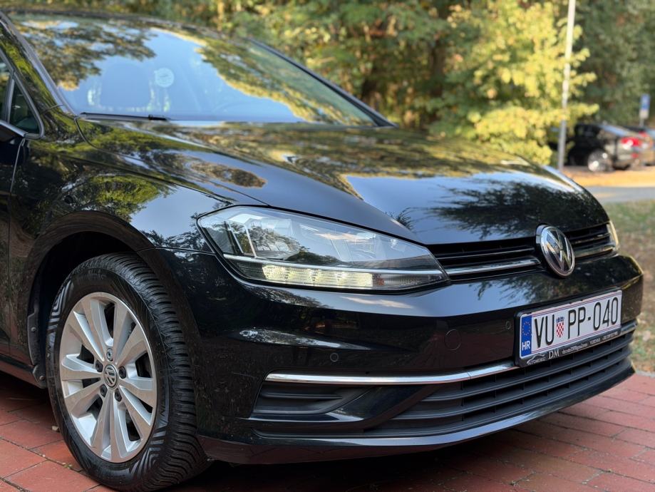 VW Golf 7.5 1,6 TDI BMT * Navi,ACC,Kamera,Alu* 135 tkm*, pogled izvana - slika 4
