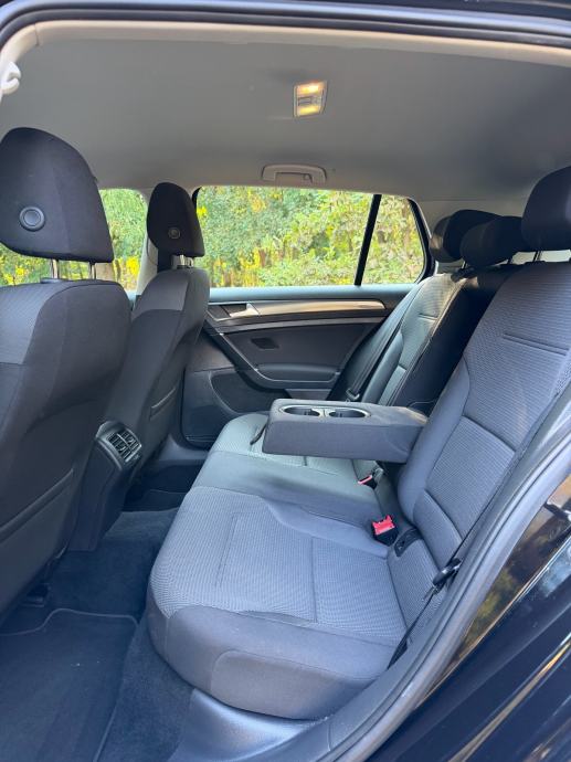 VW Golf 7.5 1,6 TDI BMT * Navi,ACC,Kamera,Alu* 135 tkm*, fotografija 18