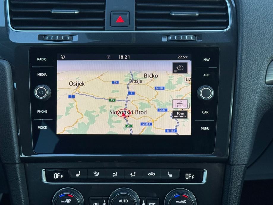 VW Golf 7,5 1,6 TDI HIGHLINE/ALCANTARA/NAVI/PDV/JAMSTVO, fotografija 17