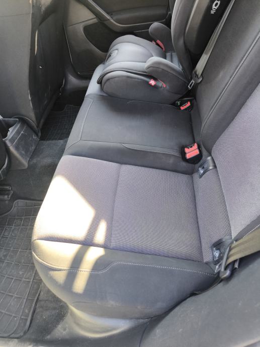 VW Golf 7 1.6 TDI BMT Trendline – 81 kW / 110 KS, fotografija 8