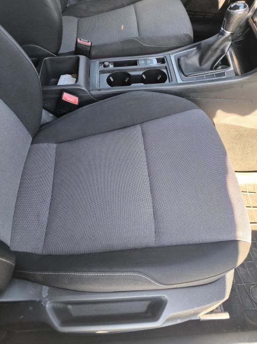 VW Golf 7 1.6 TDI BMT Trendline – 81 kW / 110 KS, fotografija 6