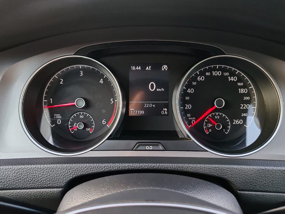 VW Golf 7 1,6 TDI, Comfortline, 2015g, 177000 km, kartice do 36 rata, fotografija 20