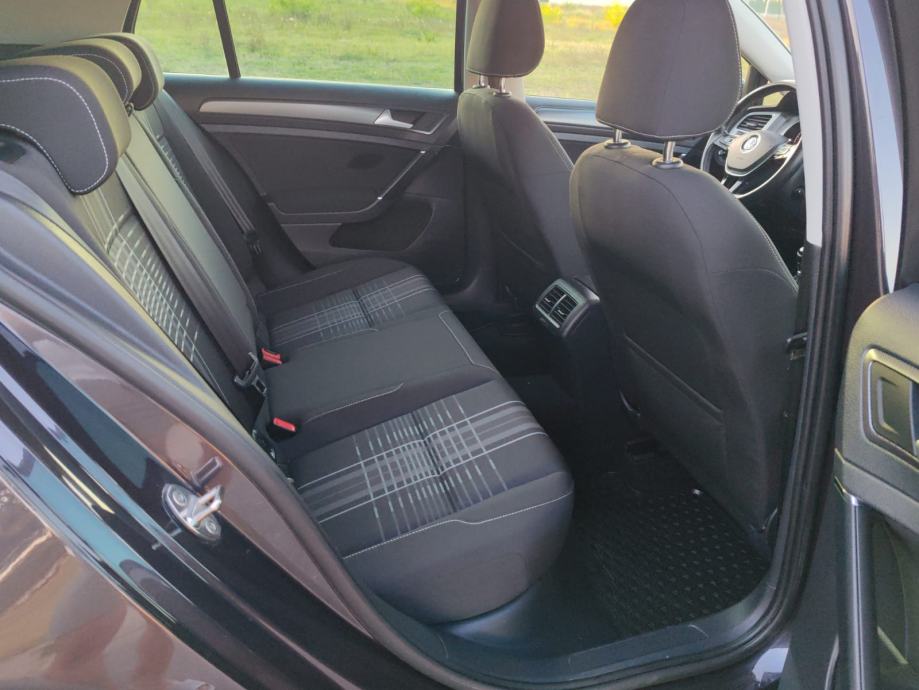 VW Golf 7 1,6 TDI, Comfortline, 2015g, 177000 km, kartice do 36 rata, fotografija 10