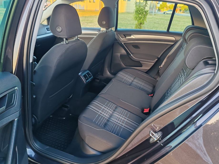 VW Golf 7 1,6 TDI, Comfortline, 2015g, 177000 km, kartice do 36 rata, fotografija 9