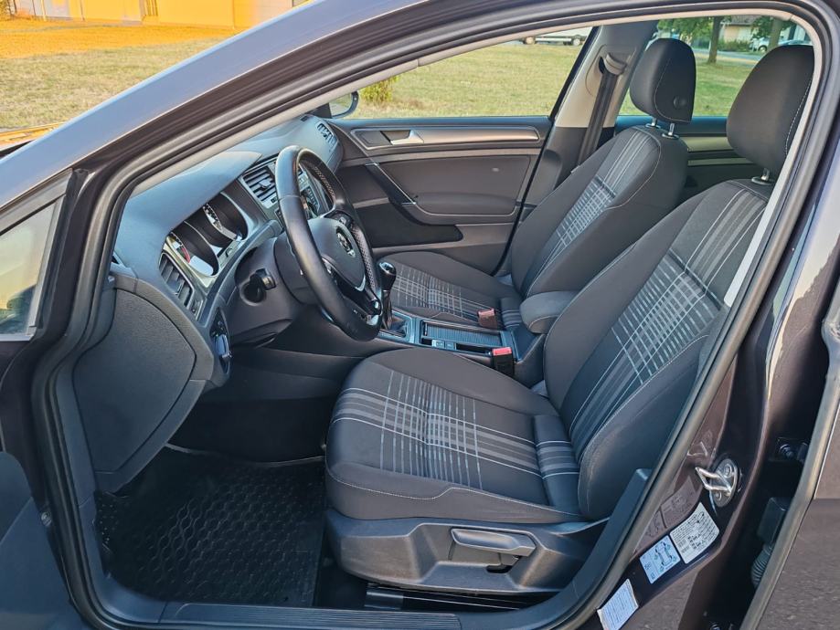 VW Golf 7 1,6 TDI, Comfortline, 2015g, 177000 km, kartice do 36 rata, fotografija 8