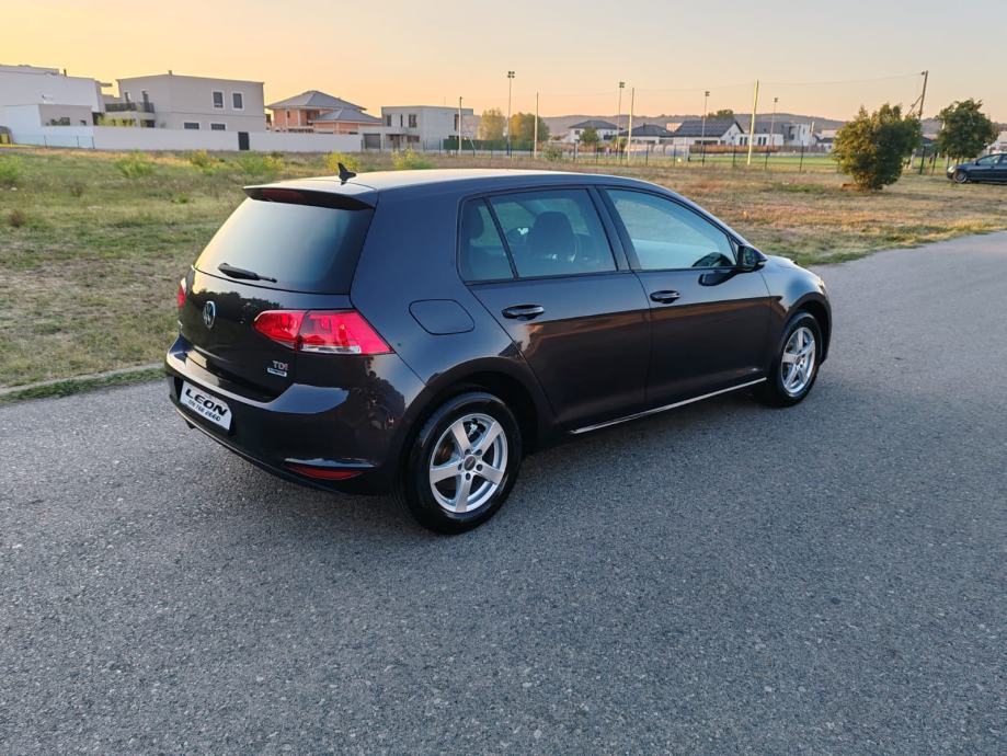 VW Golf 7 1,6 TDI, Comfortline, 2015g, 177000 km, kartice do 36 rata, fotografija 6