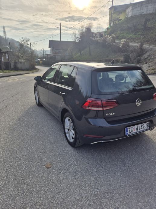 VW Golf 7 1,6 TDI COMFORTLINE, TEMPOMAT, PARK. SENZORI, fotografija 4