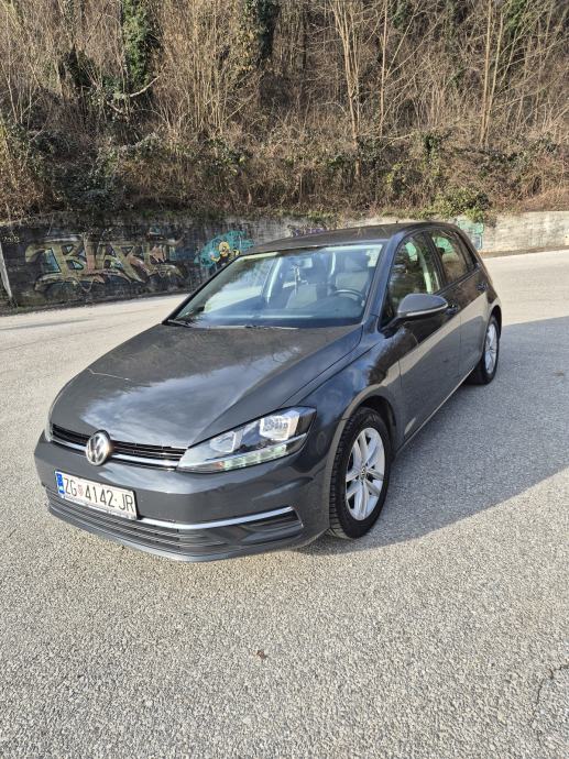 VW Golf 7 1,6 TDI COMFORTLINE, TEMPOMAT, PARK. SENZORI, fotografija 8
