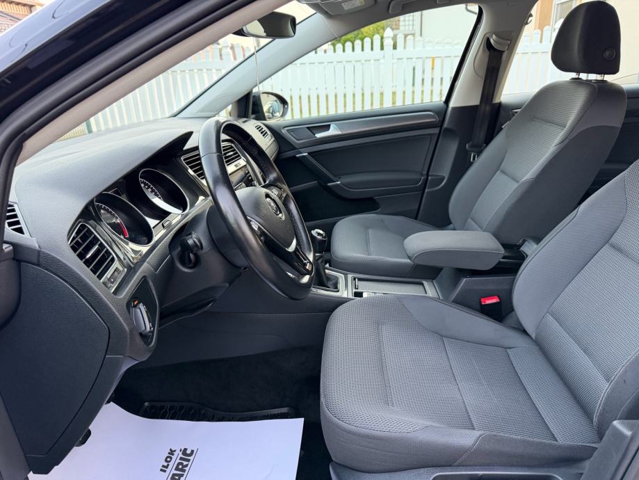 VW Golf 7 1,6 TDI,Digitalna klima,1.Vlasnik,Handsfree,Jamstvo 12mj., fotografija 10