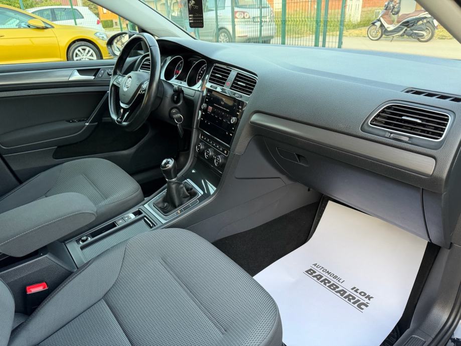 VW Golf 7 1,6 TDI,Digitalna klima,1.Vlasnik,Handsfree,Jamstvo 12mj., fotografija 18