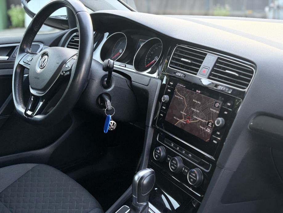 VW Golf 7 1,6 TDI DSG *Automatik* *Servisna VW* *!.vlasnik* *Jamstvo*, fotografija 17