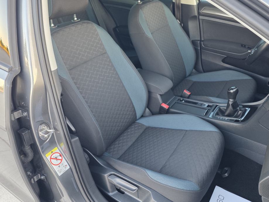 VW Golf 7 1,6 TDI IQ DRIVE NAVI,GRIJANJE SJEDALA,KAMERA, fotografija 13