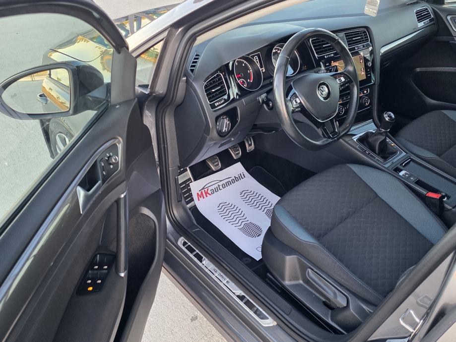 VW Golf 7 1,6 TDI IQ DRIVE NAVI,GRIJANJE SJEDALA,KAMERA, fotografija 17