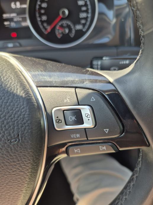 VW Golf 7 1,6 TDI izuzetno usčuvan, fotografija 9