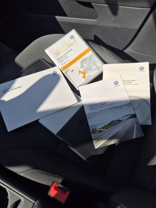 VW Golf 7 1,6 TDI izuzetno usčuvan, fotografija 15