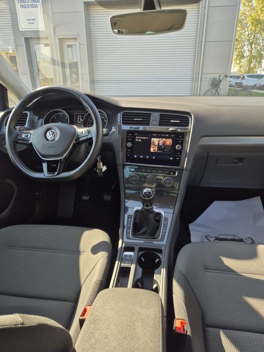 VW Golf 7 1,6 TDI izuzetno usčuvan, fotografija 13