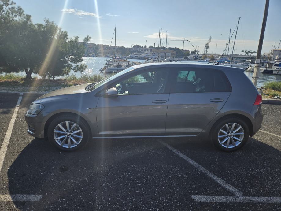 VW Golf 7 1,6 TDI, LOUNGE paket opreme, fotografija 3