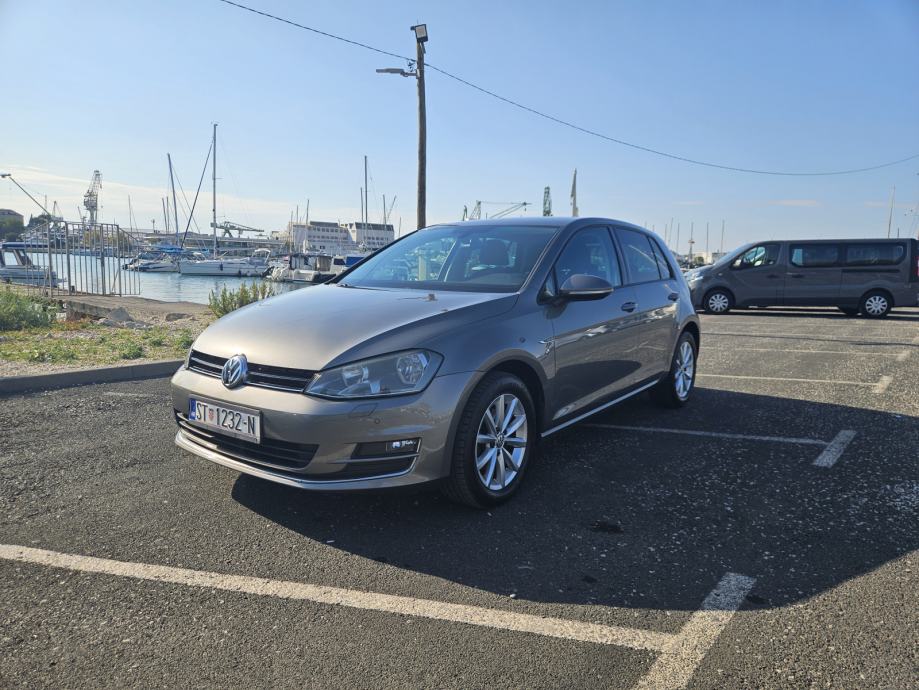 VW Golf 7 1,6 TDI, LOUNGE paket opreme, fotografija 2