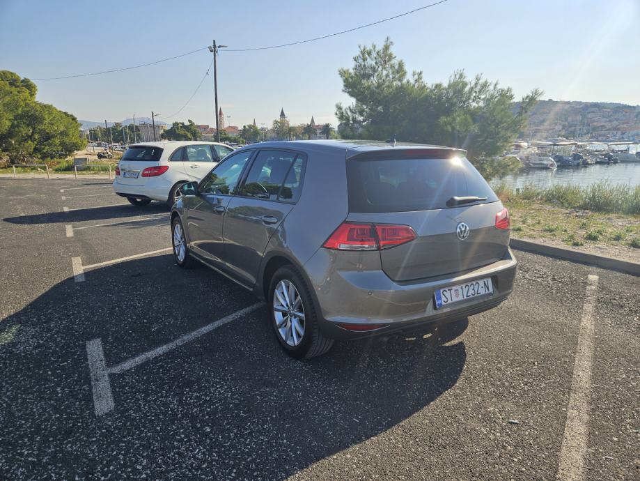 VW Golf 7 1,6 TDI, LOUNGE paket opreme, fotografija 8