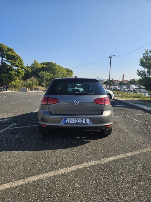 VW Golf 7 1,6 TDI, LOUNGE paket opreme, fotografija 6