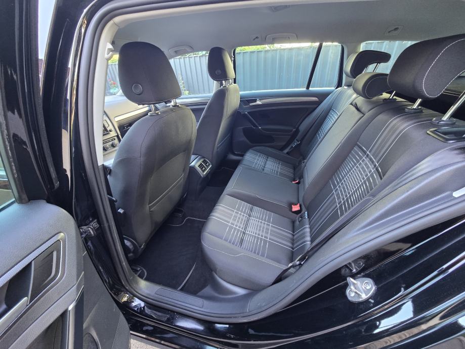 VW Golf 7 1,6 TDI++LOUNGE++, fotografija 18