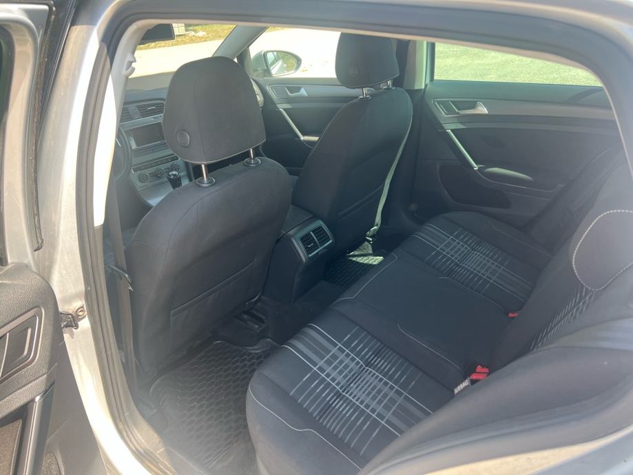 VW Golf VII 1,6 TDI LOUNGE, fotografija 14