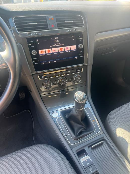 VW Golf 7 1,6 TDI, fotografija 7