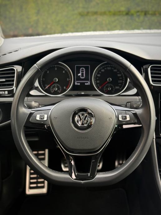 VW Golf 7 1,6 TDI, fotografija 12