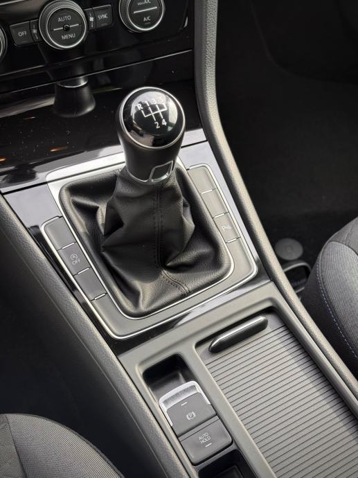 VW Golf 7 1,6 TDI, fotografija 8