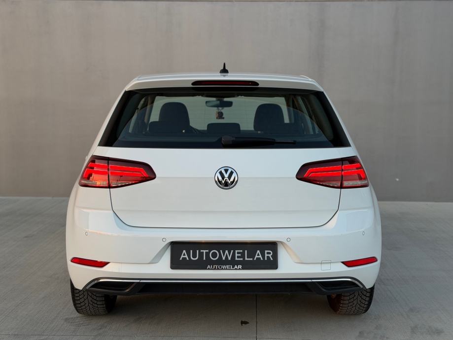 VW Golf 7 1,6TDI VELIKI SERVIS,ACC,PARK PILOT,NOVE GUME,REG.06/2027.!, fotografija 4