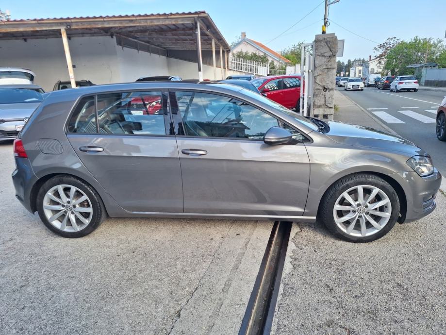 VW Golf 7 2,0 TDI 150KS BTM DSG H.L.KOZA/NAVI.MAS. SJEDALA(‼️AKCIJA, fotografija 6