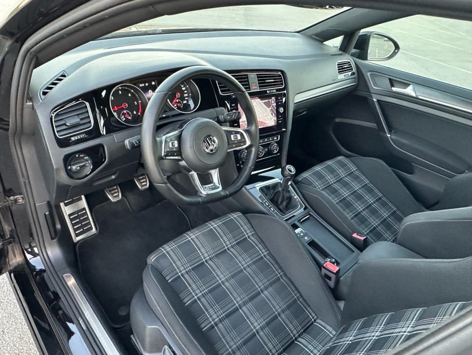 VW Golf 7 2,0 GTD 184ks • 2018MOD•ACC • FULL LED • ALU 19 • 148.000km•, fotografija 16