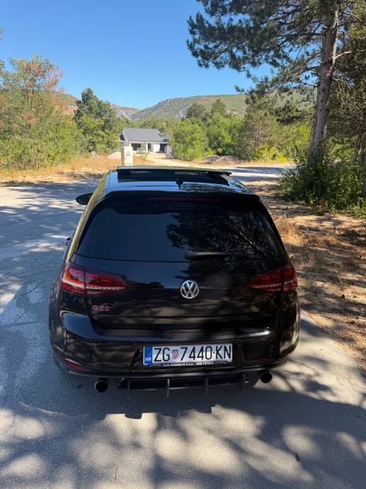 VW Golf 7 2,0 GTi automatik, fotografija 11
