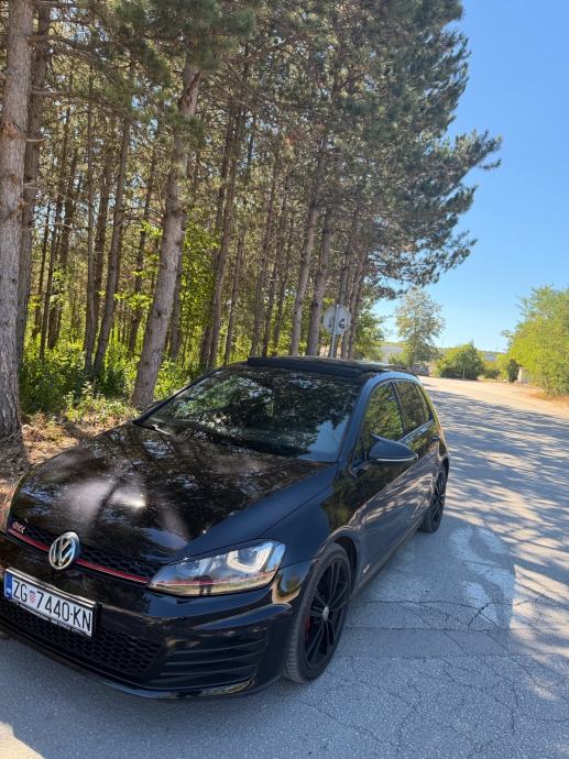 VW Golf 7 2,0 GTi automatik, fotografija 4