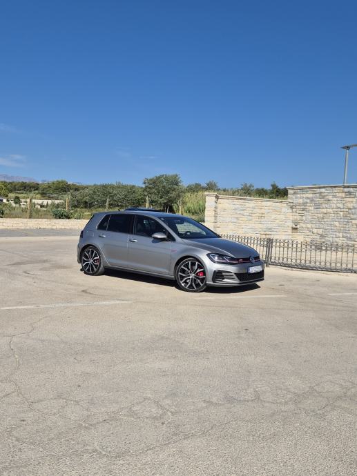 VW Golf 7 2,0 GTi, fotografija 2